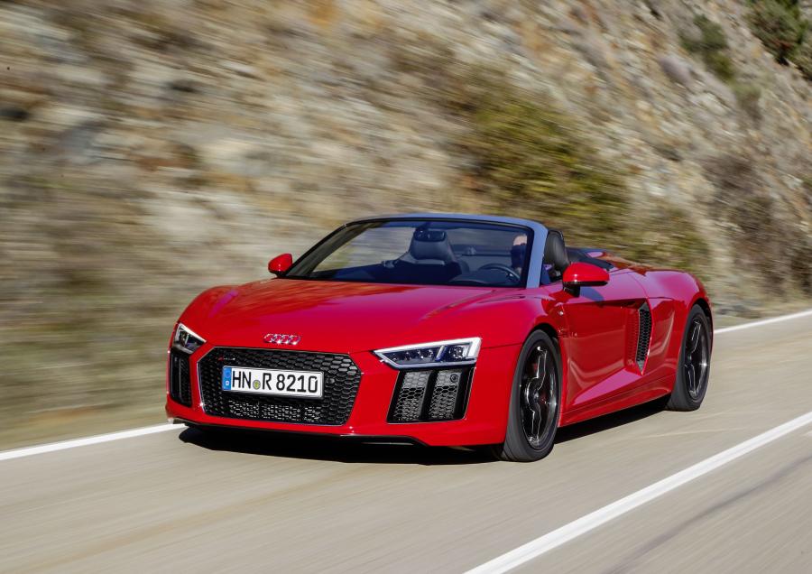  Audi R8 V10 Spyder RWS 2018 года  (WW) (фото 6 из 29)